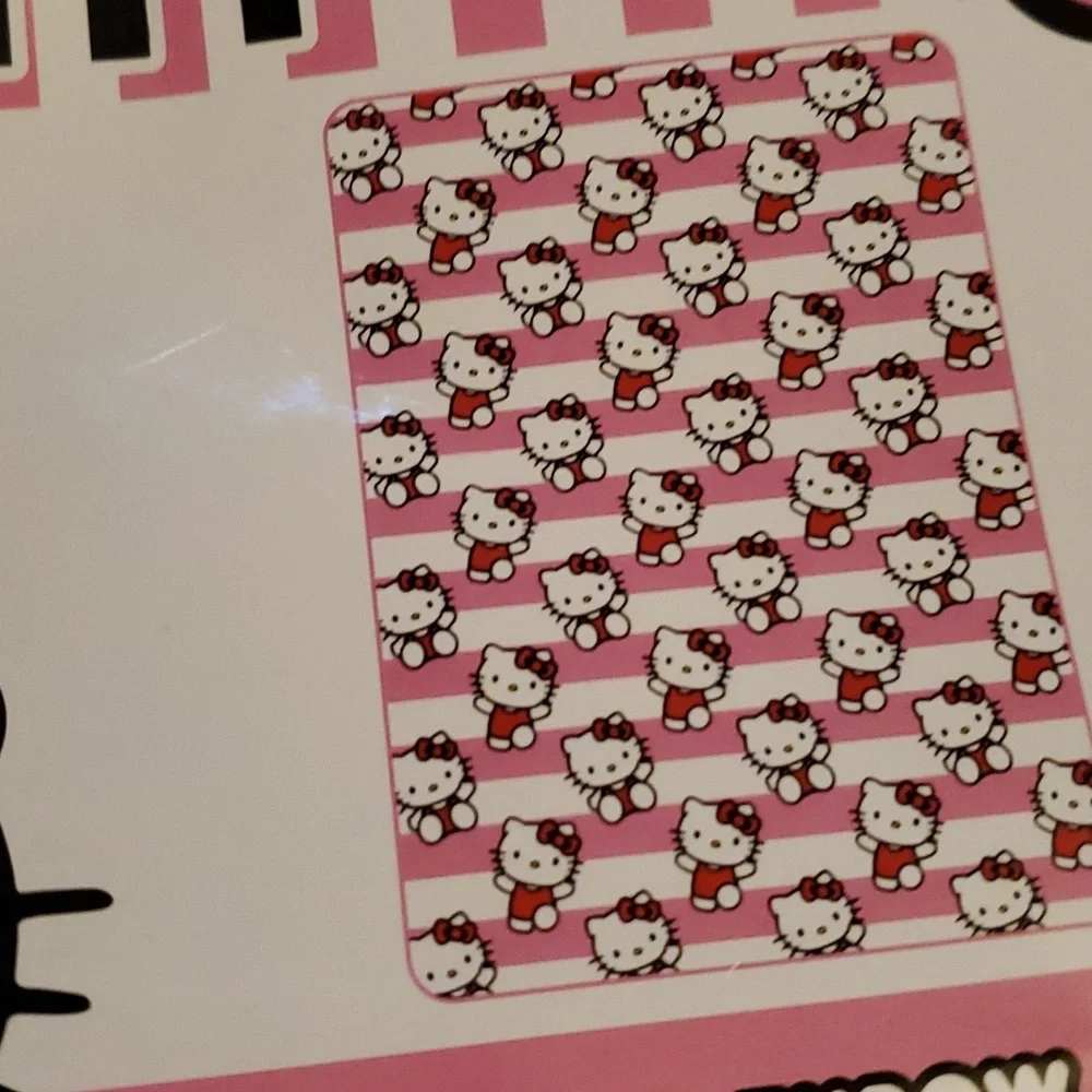 🆕️ CUTE SANRIO HELLO KITTY SILK TOUCH THROW 💜💗